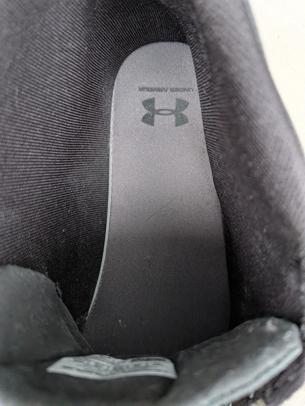 Under Armour Men's Black Canvas Chukka Boots